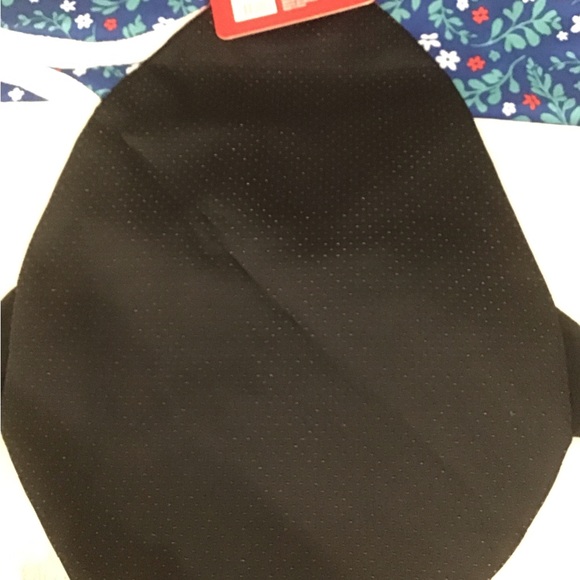 Merry and bright, snuffle, puzzle mat dog toy new with tags. Penguin Christmas. - Picture 6 of 7